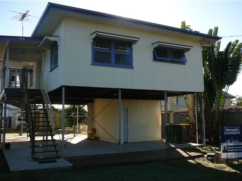 21 Evans Avenue, Seaforth QLD 4741