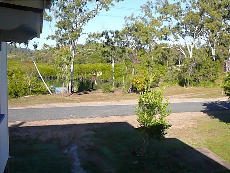 21 Evans Avenue, Seaforth QLD 4741