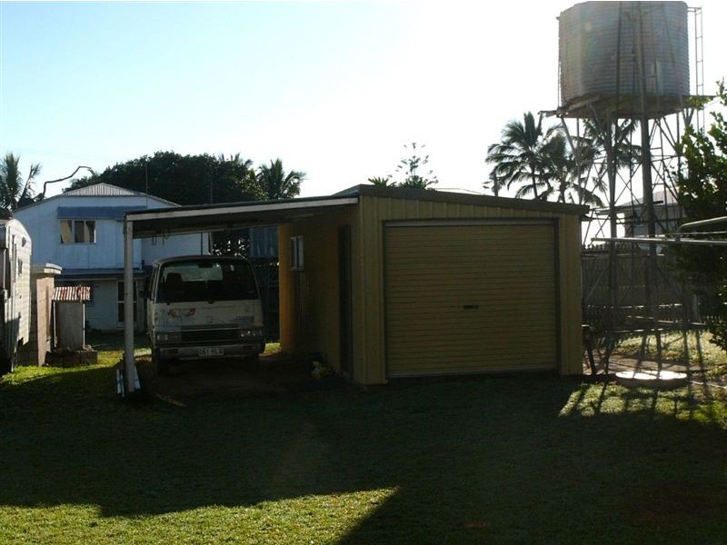21 Evans Avenue, Seaforth QLD 4741