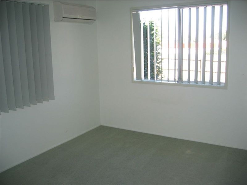 8 Charles Hodge Ave, Mount Pleasant QLD 4740