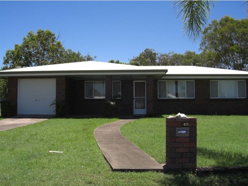45 Celeber, Beaconsfield QLD 4740