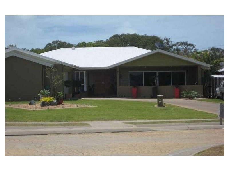7 Portside Place, Shoal Point QLD 4750