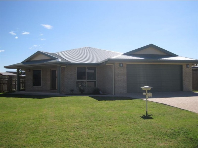 5 Bonsai Court, Glenella QLD 4740