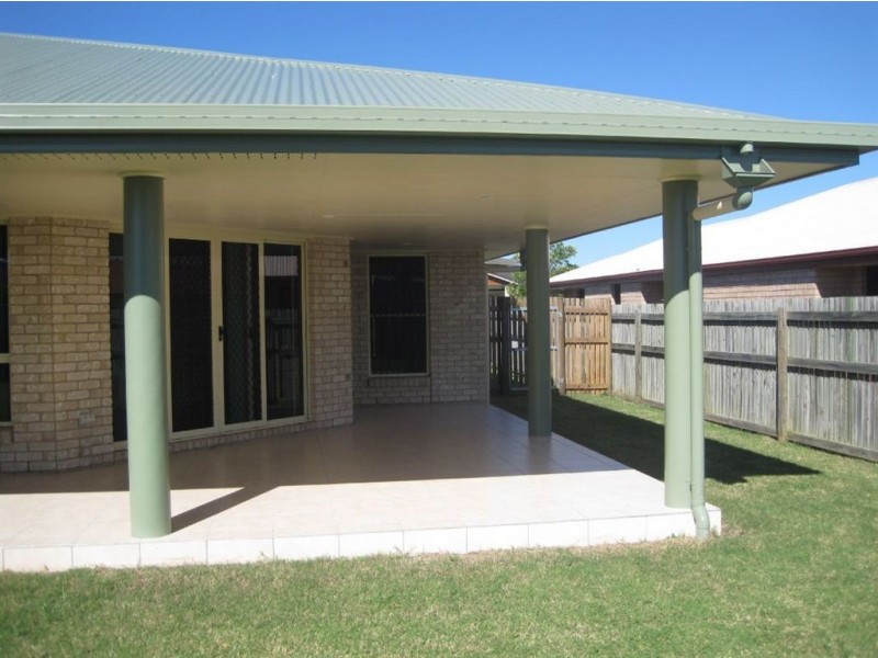 5 Bonsai Court, Glenella QLD 4740