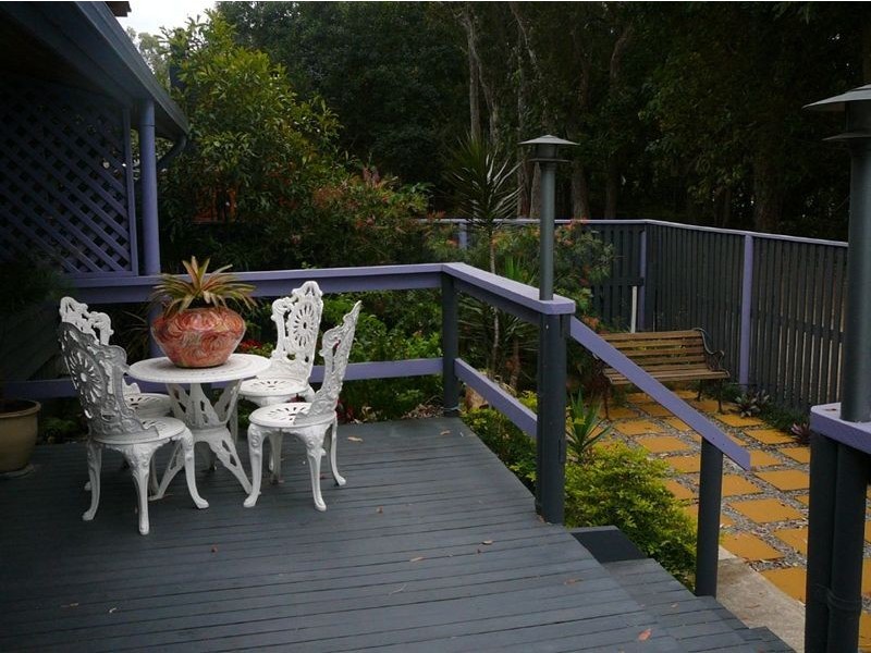 10 Ward Esplanade, Ball Bay QLD 4741