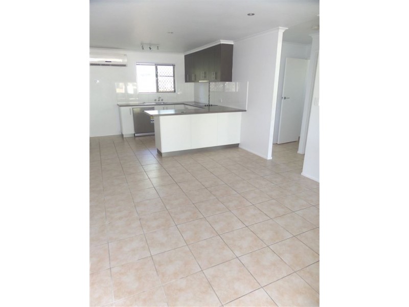 2/39 Carbeen Street, Andergrove QLD 4740