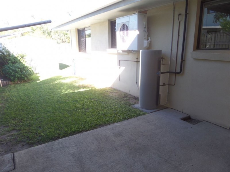 2/39 Carbeen Street, Andergrove QLD 4740