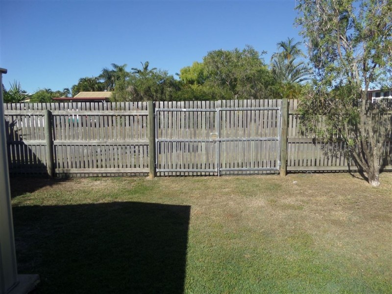 2/39 Carbeen Street, Andergrove QLD 4740