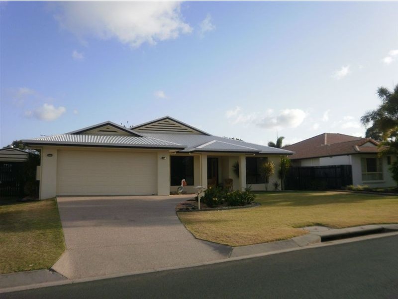5 Beachside Place, Shoal Point QLD 4750