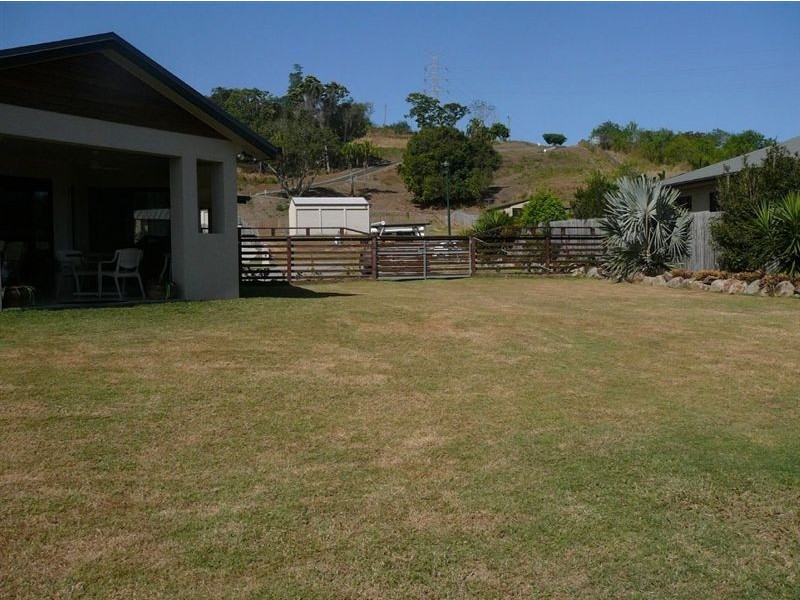 25-27 Oxley Crescent, Erakala QLD 4740
