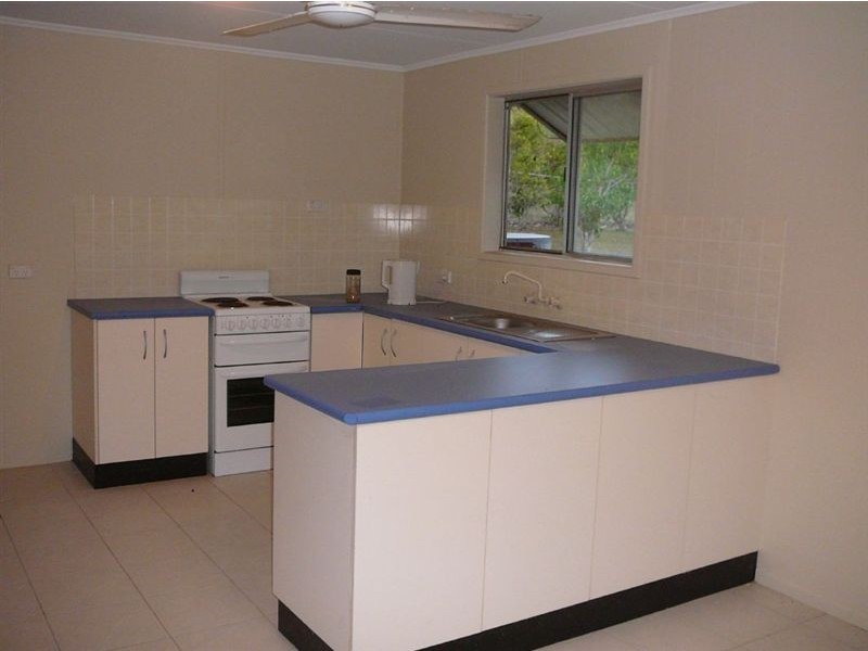 2126 Yakapari-Seaforth Road, Mackay QLD 4740