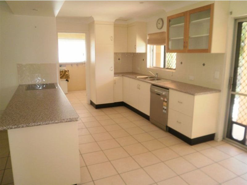 77 Daniel Street, Mount Pleasant QLD 4740