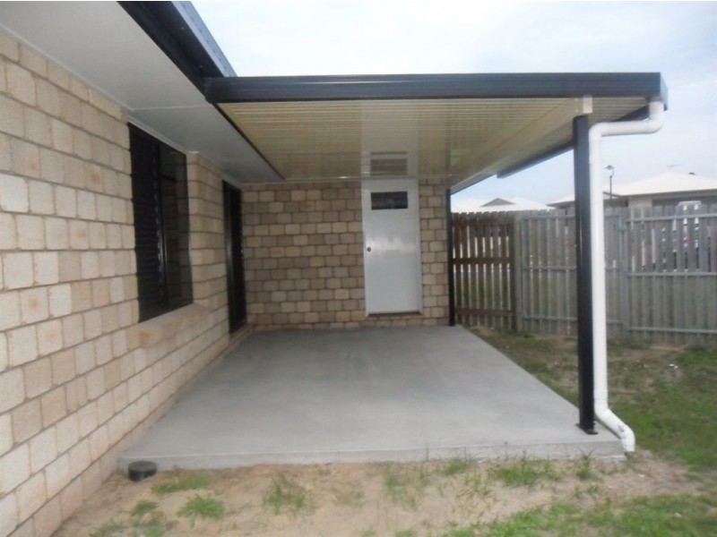 14 Lance Street, Bucasia QLD 4750