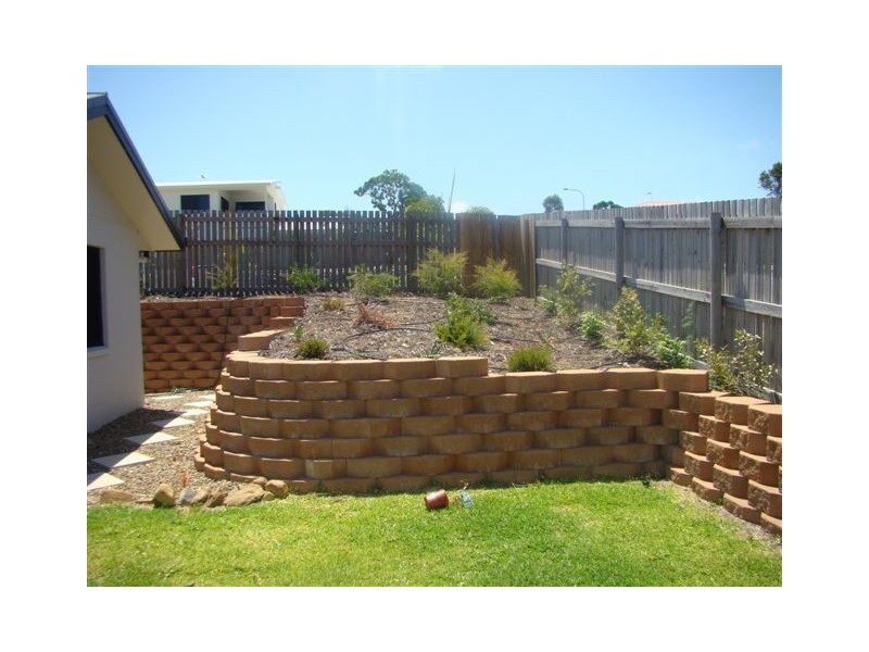 26 Mulcahy Crescent, Eimeo QLD 4740
