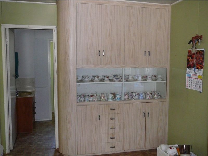 10 Milkins Street, Ball Bay QLD 4741