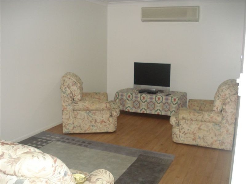 1/1 Quail Street, Slade Point QLD 4740