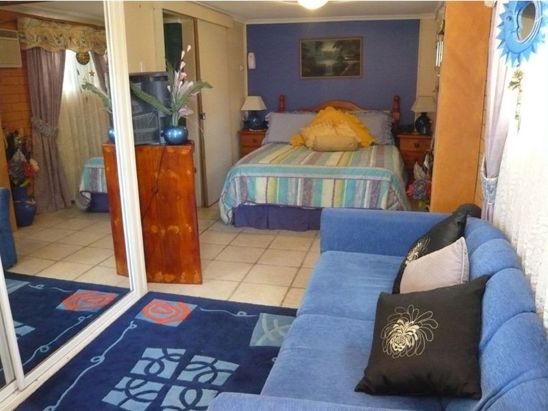 4 Janz Street, Slade Point QLD 4740