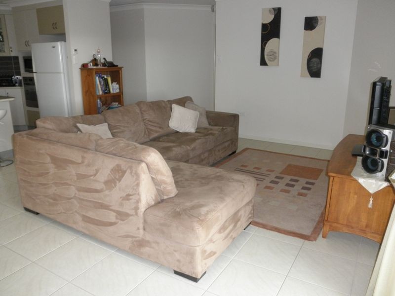 4 Pavillion Court, Glenella QLD 4740
