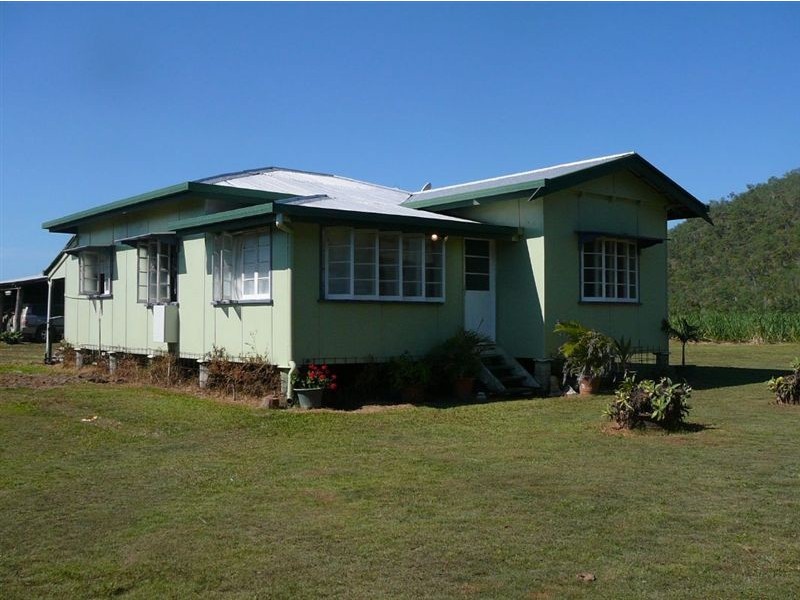 490 Bager Wales Road, Mirani QLD 4754