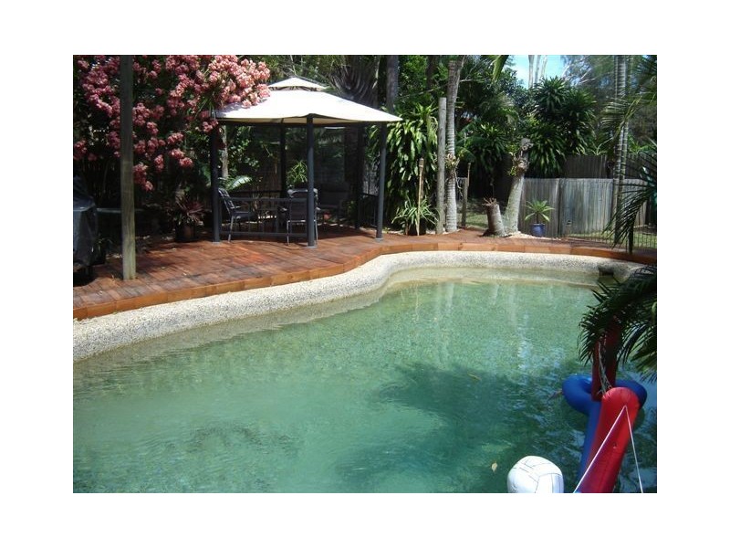 12 Cook Street, Bucasia QLD 4750