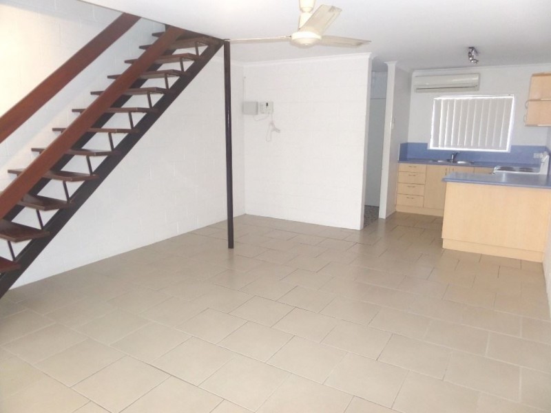 2/6 Byron Street, Mackay QLD 4740