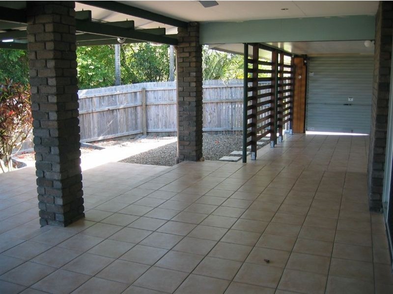 8 Charles Hodge Avenue, Mount Pleasant QLD 4740