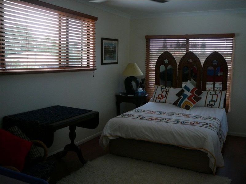 22 Redcliffe Avenue, Seaforth QLD 4741