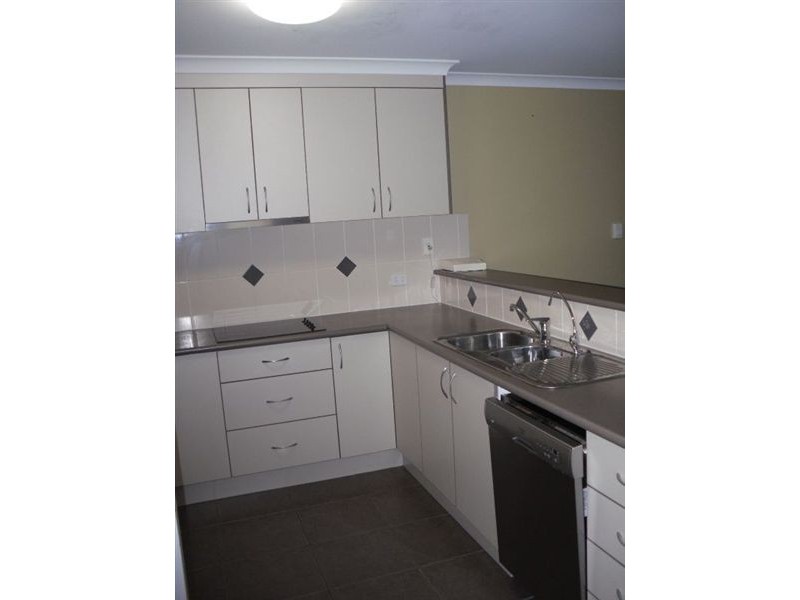 3 Carlow Close, Rural View QLD 4740