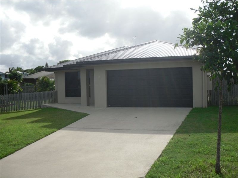 3 Carlow Close, Rural View QLD 4740