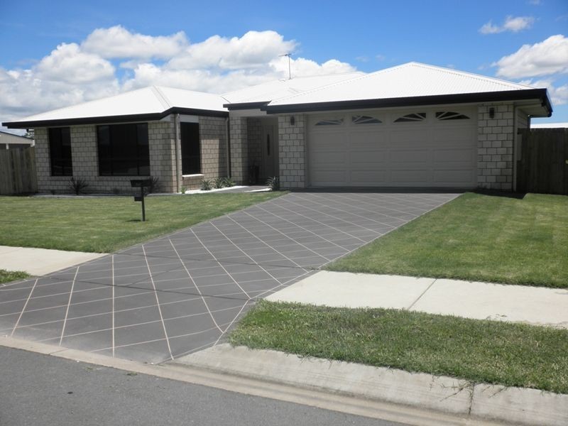 6 Botanical Drive, Ooralea QLD 4740