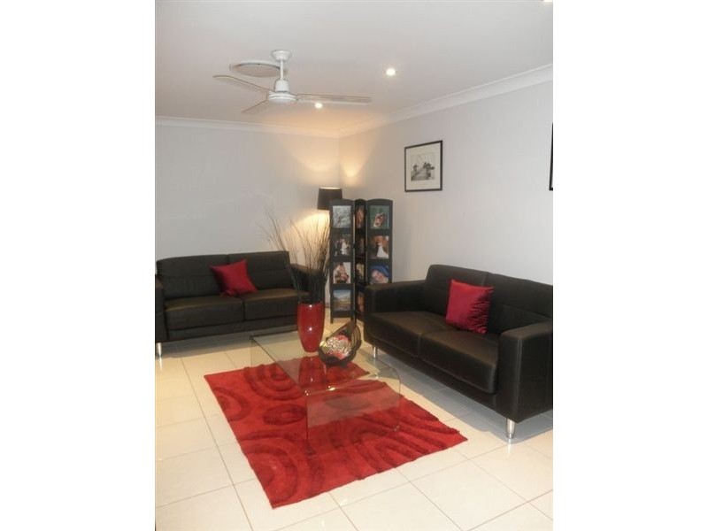 6 Botanical Drive, Ooralea QLD 4740