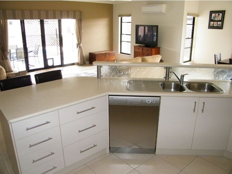 26 Gingham Street, Glenella QLD 4740