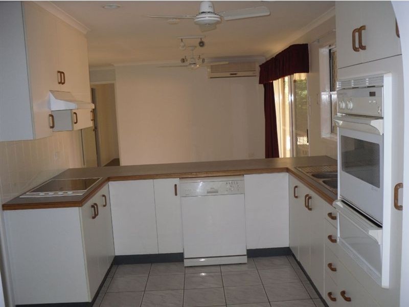 14 Bridge Road, East Mackay QLD 4740