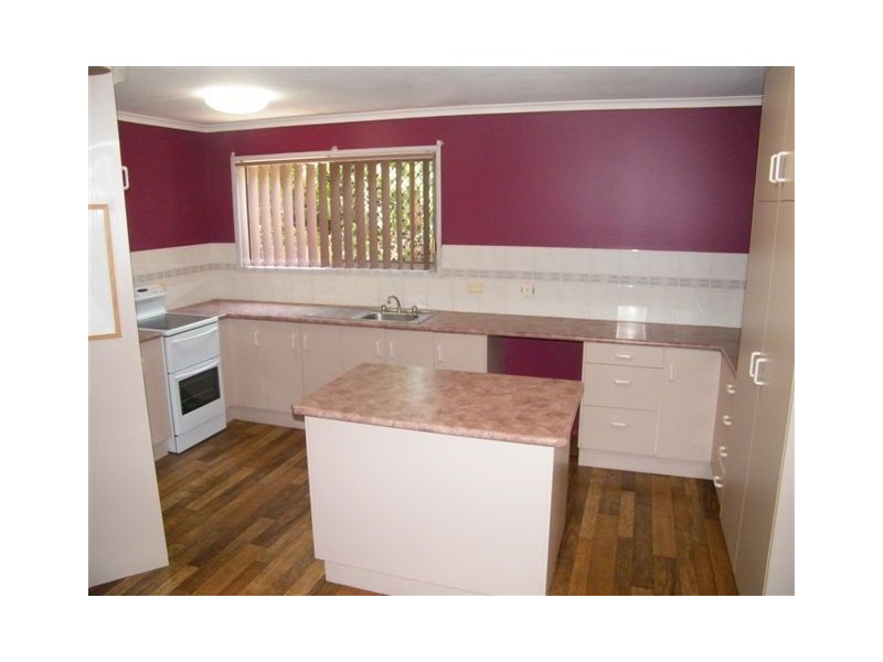 4 Parsons Street, Bucasia QLD 4750