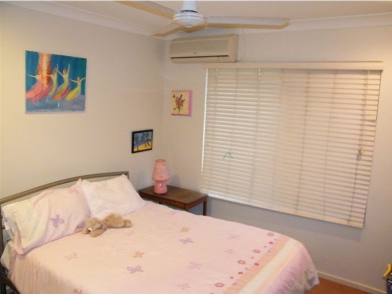 29 Cutfield Street, Glenella QLD 4740