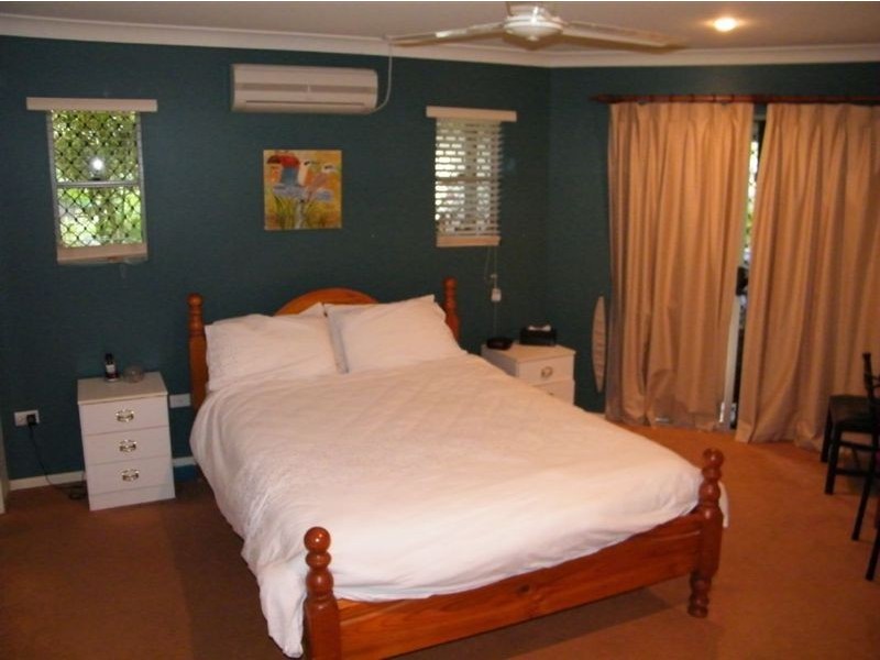 29 Cutfield Street, Glenella QLD 4740