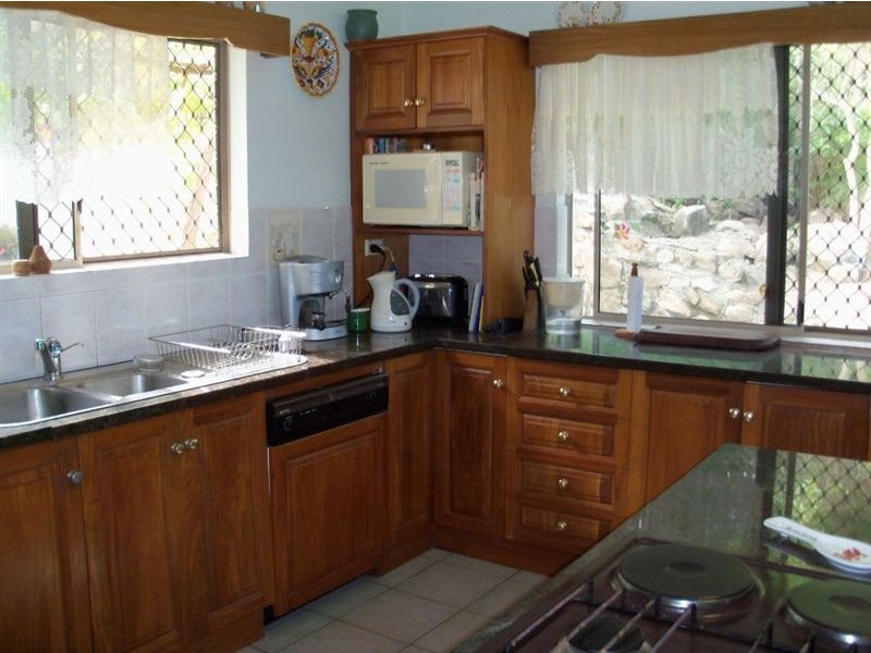 13 Coconut Grove Road, Ball Bay QLD 4741