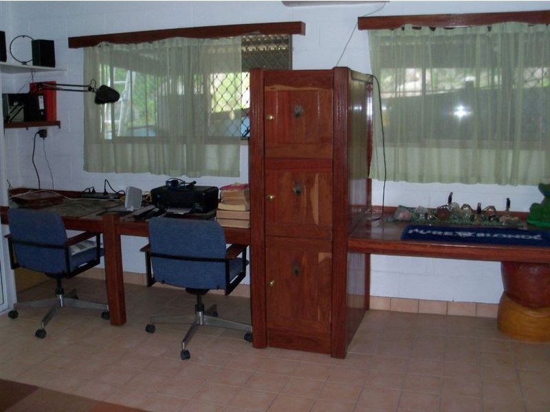 13 Coconut Grove Road, Ball Bay QLD 4741