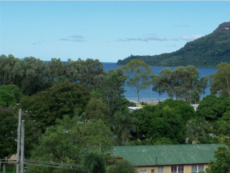 13 Coconut Grove Road, Ball Bay QLD 4741