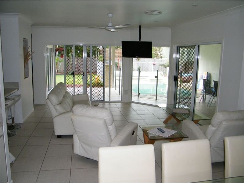 17 Corella Way, Blacks Beach QLD 4740