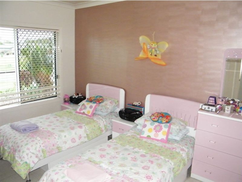 17 Corella Way, Blacks Beach QLD 4740