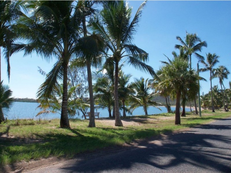 36 Poinciana Avenue, Seaforth QLD 4741