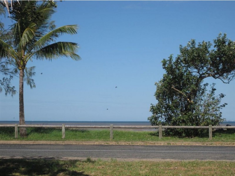 3/42 Binnington Esplanade, East Mackay QLD 4740