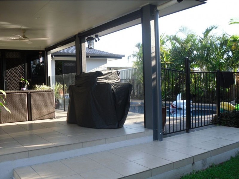 6 Foundation Street, Glenella QLD 4740
