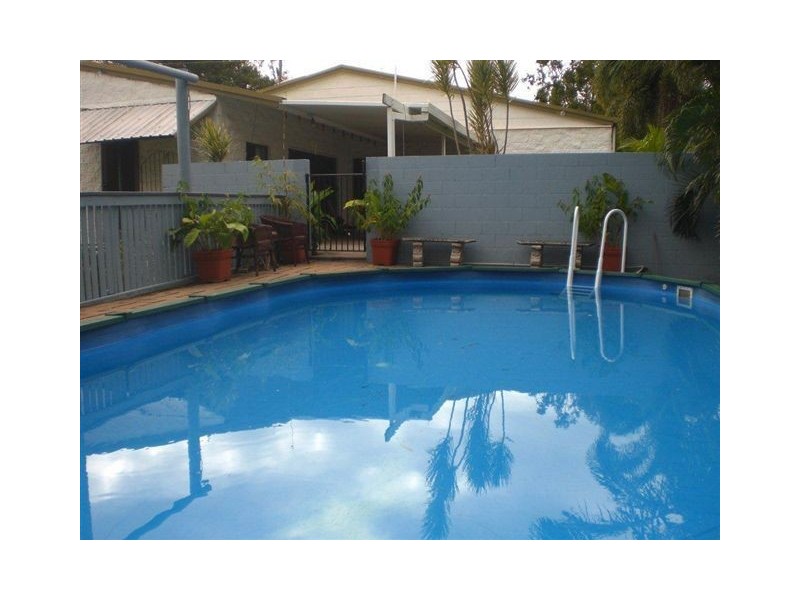 10 Cook Street, Bucasia QLD 4750