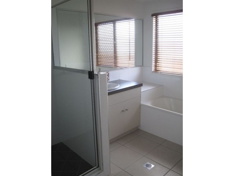 15 Raylene Street, Mount Pleasant QLD 4740