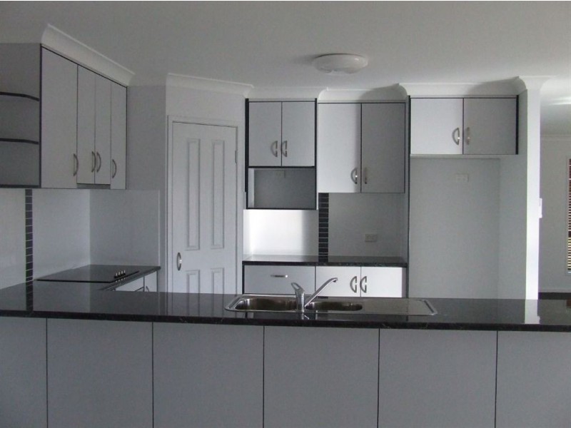 6 Ruddell Close, Marian QLD 4753