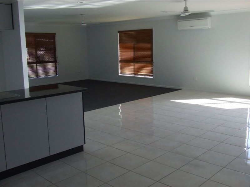 6 Ruddell Close, Marian QLD 4753