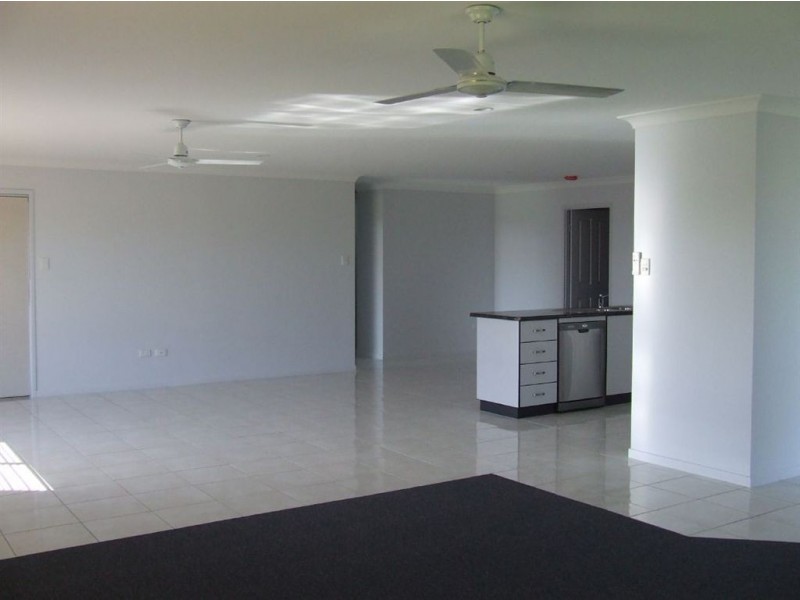 6 Ruddell Close, Marian QLD 4753