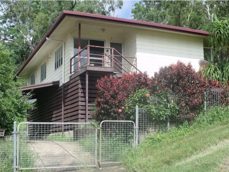 27 Langdon Street, Sarina QLD 4737